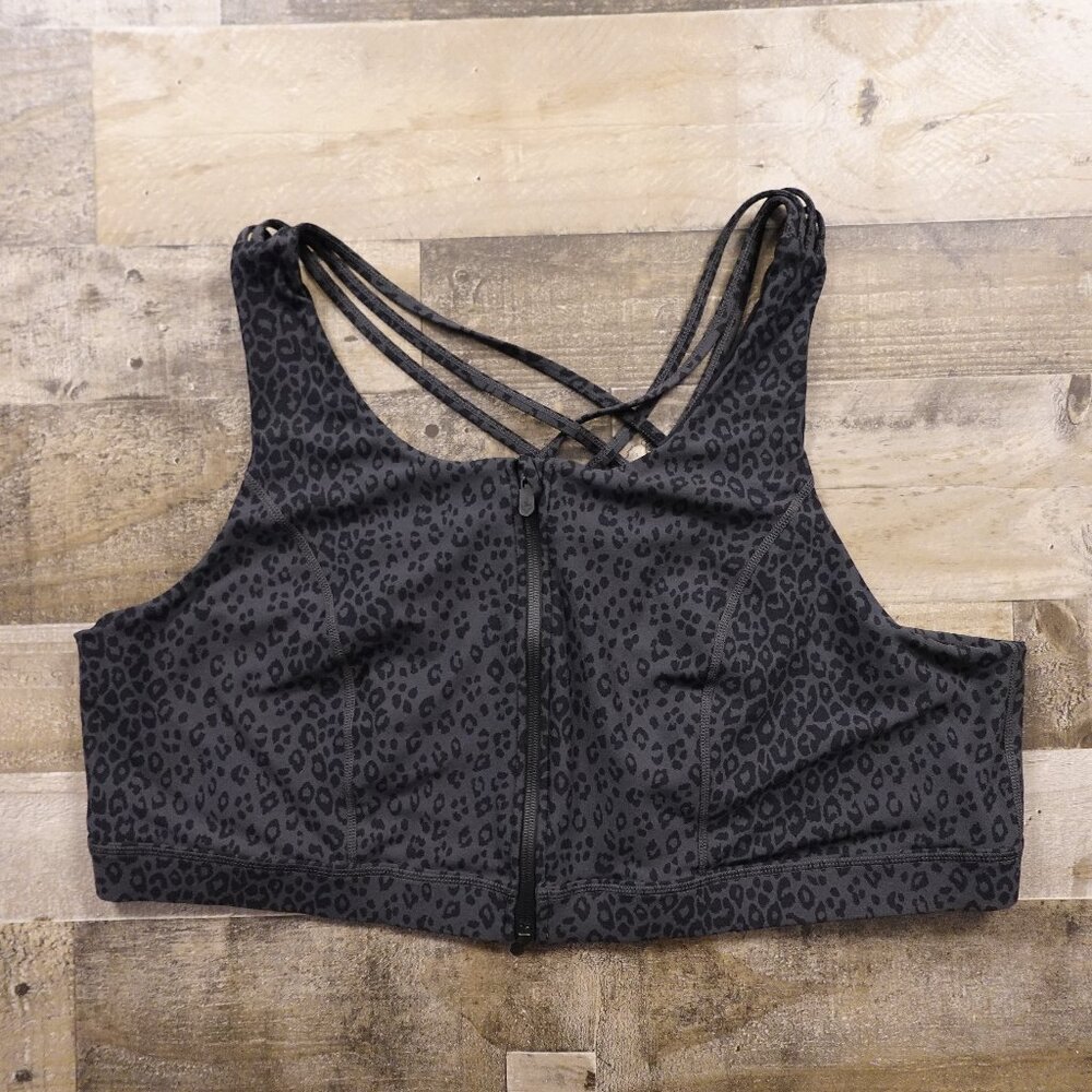 Torrid Happy Camper Zip-Front Sports Bra Plus Size 5 Black Leopard Print